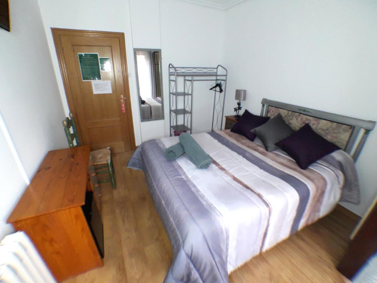 Pension La Estacion Logrono Luaran gambar
