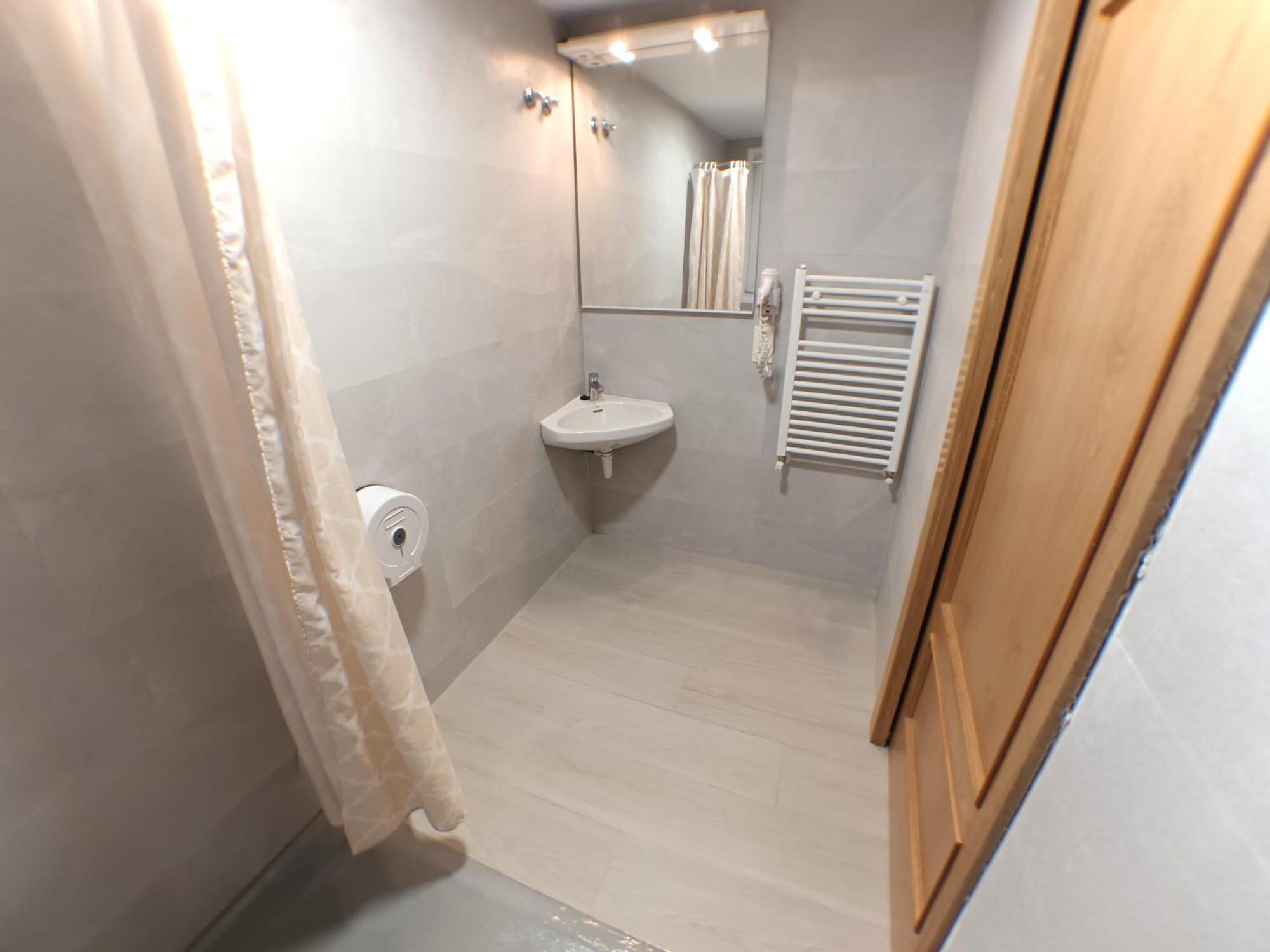 Pension La Estacion Logrono Luaran gambar